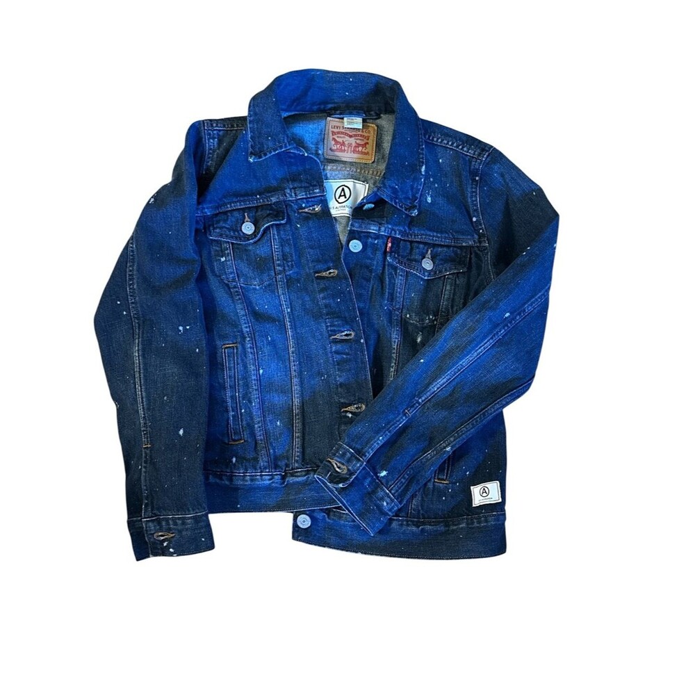 Levi's x US Alteration Vintage Blue Denim Jacket with Subtle Micro tears Sz M